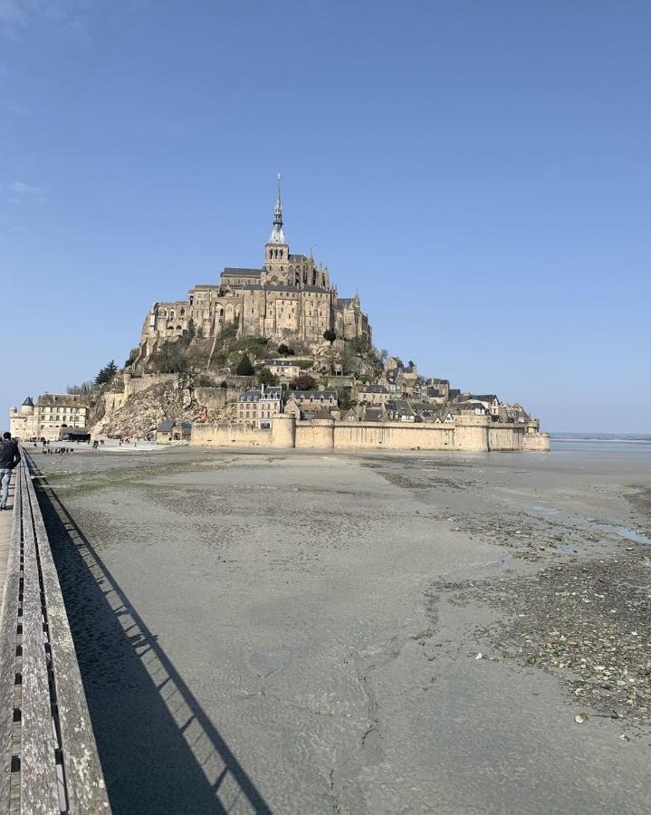 Les Rouges Terres Gites - La Laterie Saint-Amand  Экстерьер фото